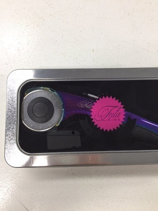 Bernina Tula Pink Rotary Cutter