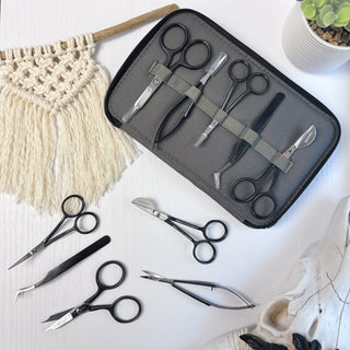 Famore Embroidery Scissor Set Black & White
