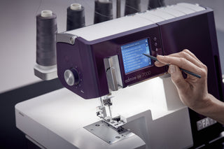 Pfaff Admire Air 7000 Coverlock