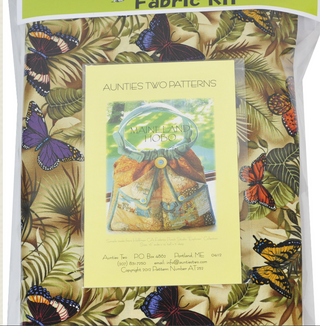 Aunties Two Maineland Hobo Bag Kit (includes Bag Pattern, Fabric & Stabiliser) 