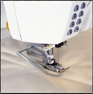 Husqvarna Viking Dual Feed Foot ( 3-4)