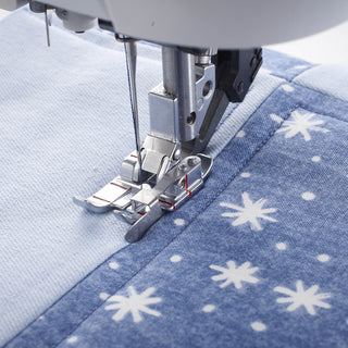 Pfaff 1/4" Right Guide Foot with IDT (B C D E F G J K L)