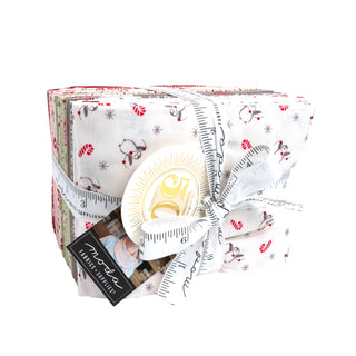 Moda A Very Sweet Christmas Fat Quarter Bundle by Bunny Hills Design