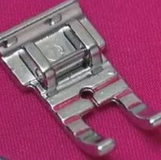 Singer - Foot 1/4 Metal Presser Foot (Red Lines) Snap On