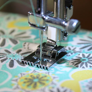 Singer - Foot Pintuck 9 Groove Snap On Presser Foot 