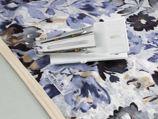 Brother SA225CV Overlocker Double Fold Binder