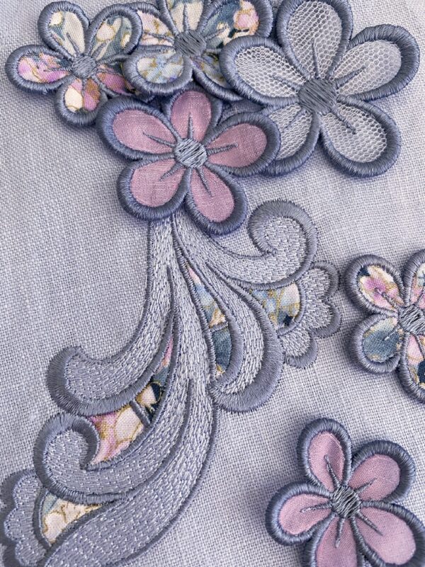 Zundt Designs Embroidery Design - Elegant Cutwork